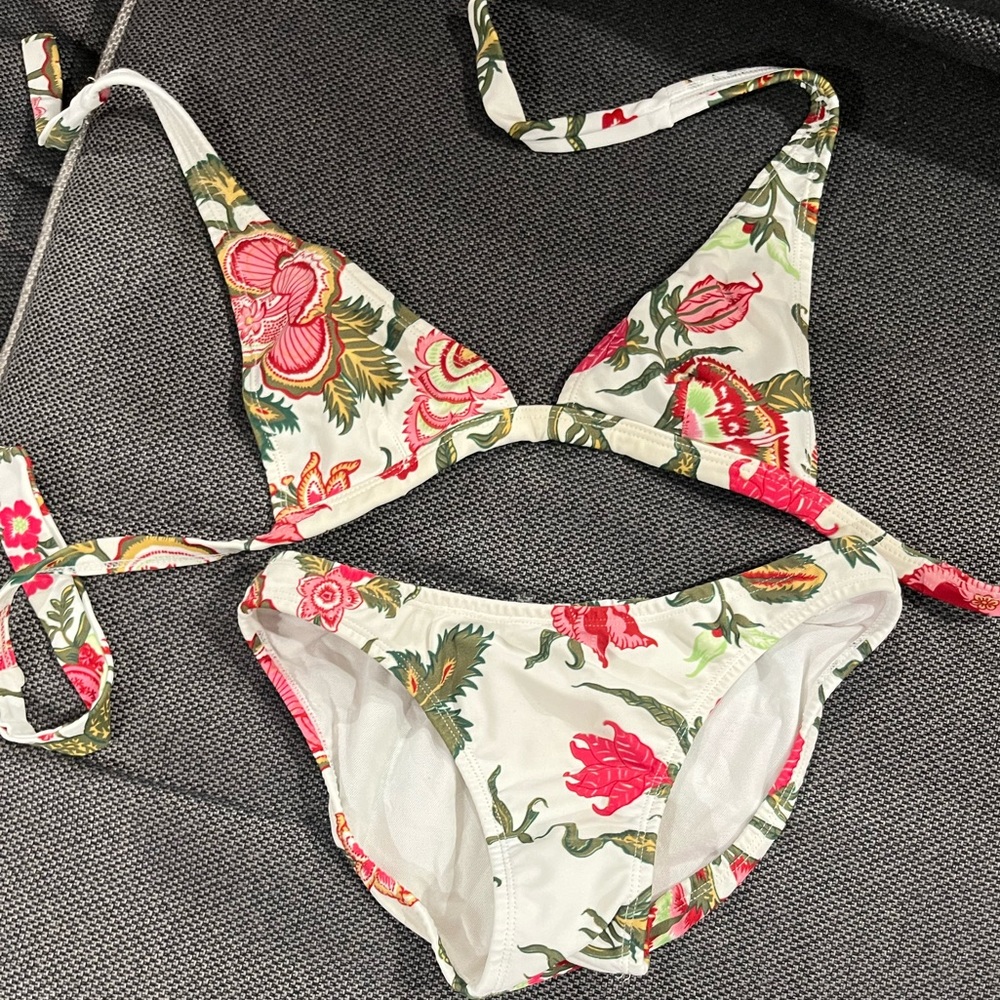 VIX flower swimsuit